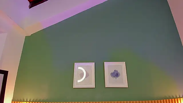  anavictoria  online show from March 20, 2025, 6:42 pm