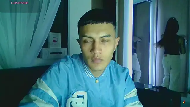 Snapshot of Tifanny_Sweett chatting on December 21, 2025, 2:51 am Tifanny Sweett online show from December 21, 2025, 2:51 am