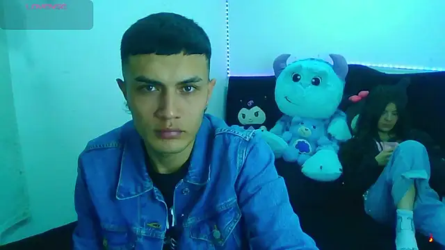 Snapshot of Tifanny_Sweett chatting on January 18, 2026, 3:43 am Tifanny Sweett online show from January 18, 2026, 3:43 am