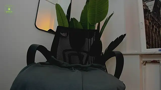 Whitney Svonn online show from December 21, 2024, 3:42 pm