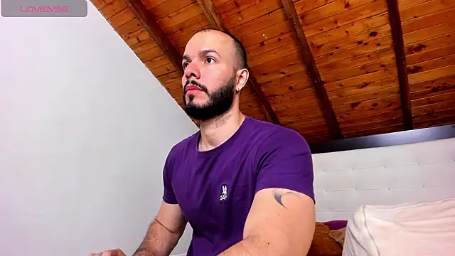 Snapshot of Tom_Bailey chatting on March 7, 2026, 12:57 pm Tom Bailey online show from March 7, 2026, 12:57 pm