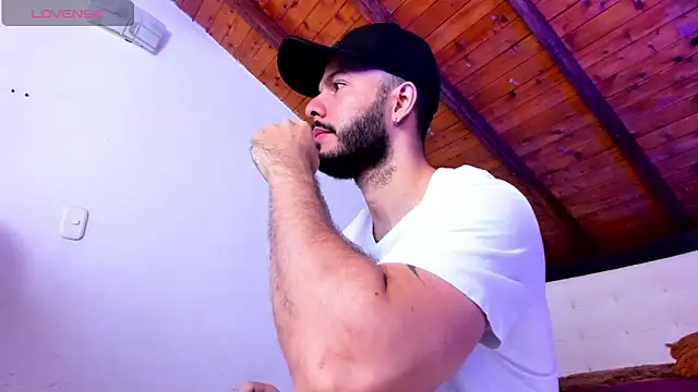 Snapshot of Tom_Bailey chatting on March 13, 2026, 12:45 pm Tom Bailey online show from March 13, 2026, 12:45 pm