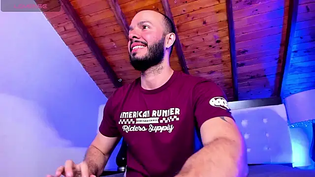 Snapshot of Tom_Bailey chatting on March 17, 2026, 12:52 pm Tom Bailey online show from March 17, 2026, 12:52 pm