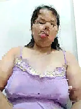 Snapshot of Lanyingxin18 chatting on November 2, 2025, 12:35 am Lanyingxin18 online show from November 2, 2025, 12:35 am