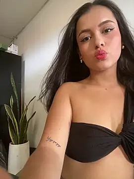 AbbyMillerrr online show from July 31, 2026, 5:23 pm