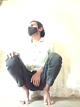 Snapshot of Yasha_14C_Creator chatting on January 6, 2026, 7:12 am Yasha 14C Creator online show from January 6, 2026, 7:12 am