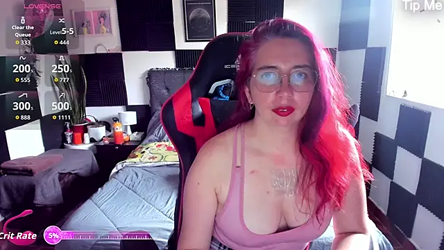 Snapshot of Ursula_fire chatting on September 12, 2025, 9:48 pm Ursula fire online show from September 12, 2025, 9:48 pm