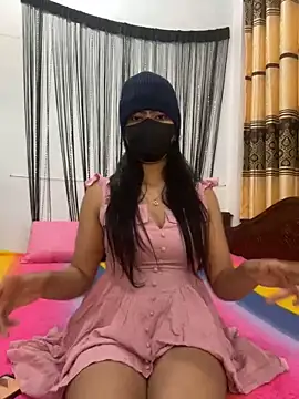 Angel Zaara online show from December 18, 2024, 5:21 pm