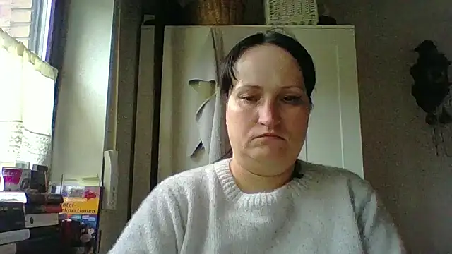 Snapshot of _squirty_cum_lady_ chatting on December 22, 2025, 2:25 pm squirty cum lady online show from December 22, 2025, 2:25 pm