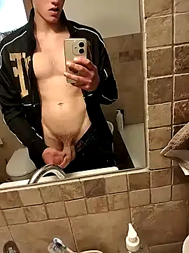 Snapshot of Gibboto chatting on September 27, 2025, 12:43 pm Gibboto online show from September 27, 2025, 12:43 pm