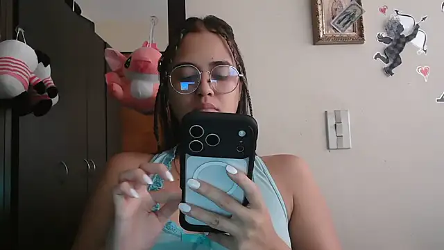 trianabell online show from June 17, 2026, 3:02 pm