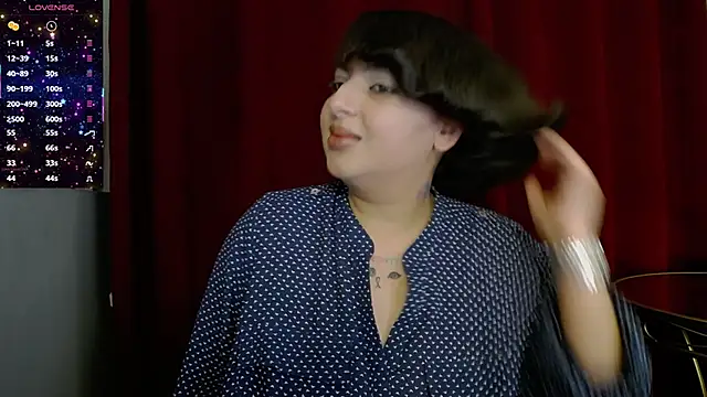 BustyAllyy online show from November 16, 2025, 10:04 pm