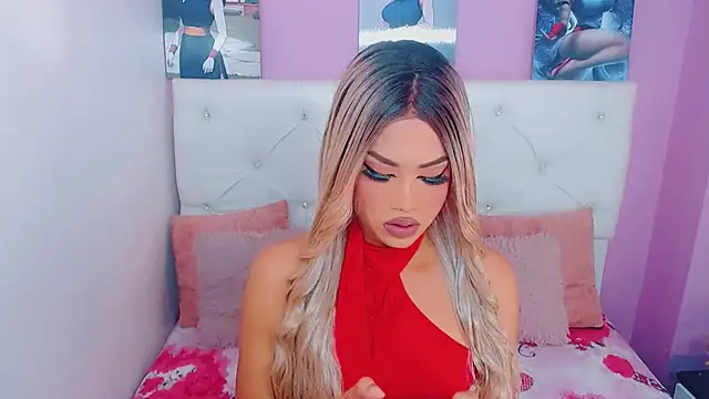 Snapshot of Amanda_bigx chatting on February 28, 2026, 4:35 am Amanda bigx online show from February 28, 2026, 4:35 am