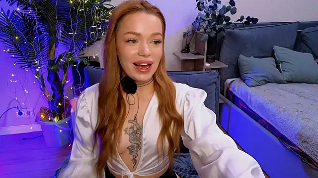 Lily Yin online show from January 1, 2025, 5:11 am