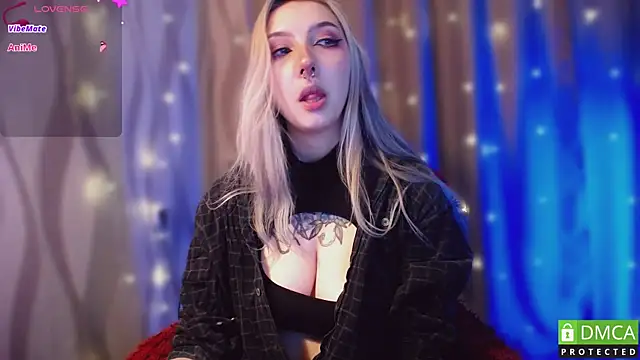 Snapshot of JustMeowGirl chatting on February 21, 2025, 9:56 am JustMeowGirl online show from February 21, 2025, 9:56 am