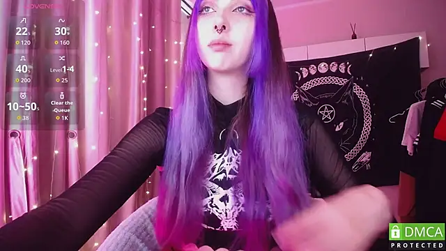 JustMeowGirl online show from August 2, 2026, 5:28 am