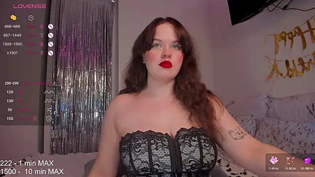 Snapshot of HANNA_MONTANAS chatting on December 21, 2025, 3:30 pm HANNA MONTANAS online show from December 21, 2025, 3:30 pm