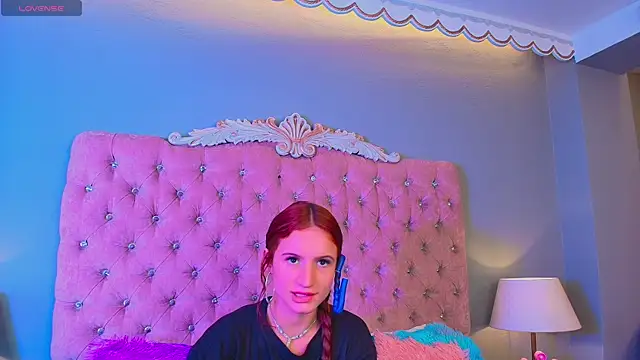 AdelaineBest online show from September 16, 2025, 2:56 am