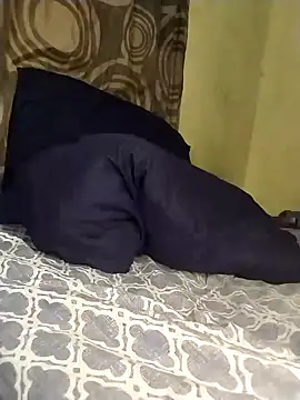 Snapshot of Stallion100 chatting on December 12, 2024, 8:10 pm Stallion100 online show from December 12, 2024, 8:10 pm