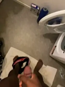 damien954 online show from December 16, 2025, 8:41 am