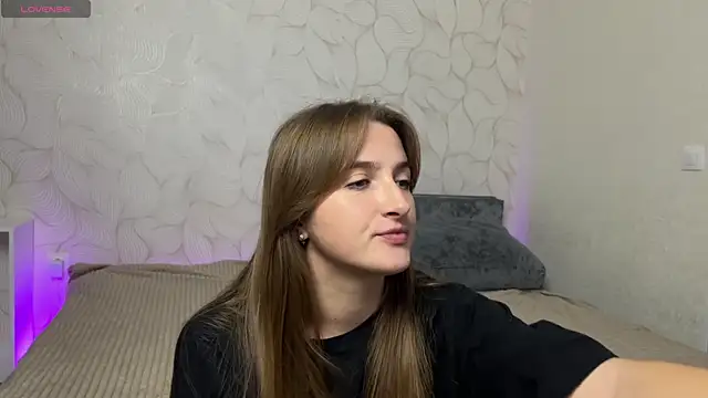 Vibe to night online show from November 7, 2025, 3:12 pm