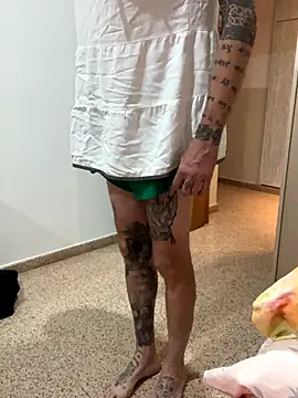 Kamaleonix online show from September 13, 2025, 7:13 pm