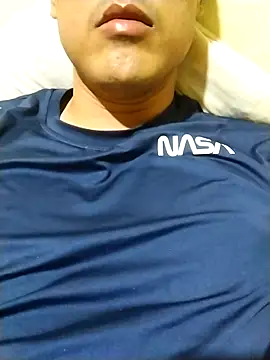 Snapshot of mRoyalJParkM chatting on December 18, 2025, 6:52 am mRoyalJParkM online show from December 18, 2025, 6:52 am