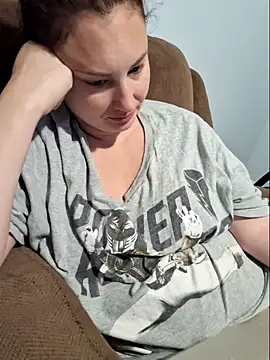 MilfyMrsRobinson online show from October 9, 2025, 12:03 pm