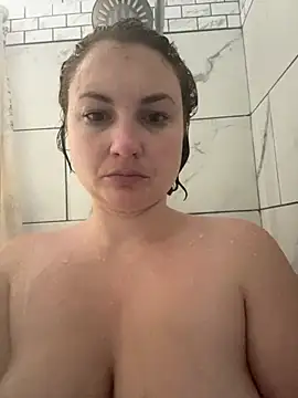 Snapshot of MilfyMrsRobinson chatting on January 15, 2026, 2:21 pm MilfyMrsRobinson online show from January 15, 2026, 2:21 pm