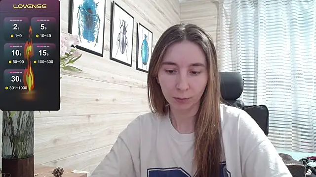 Snapshot of Wowpornoo chatting on November 26, 2025, 10:49 am Wowpornoo online show from November 26, 2025, 10:49 am