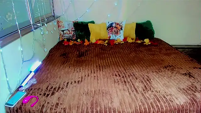 LizaSenri online show from September 18, 2025, 8:16 am