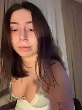 KimArts online show from November 11, 2025, 6:41 pm