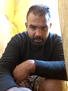 Snapshot of ListedLoin chatting on January 7, 2026, 8:17 am ListedLoin online show from January 7, 2026, 8:17 am