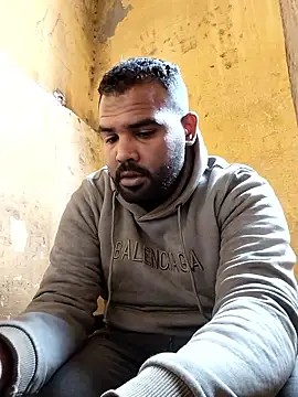 Snapshot of ListedLoin chatting on January 17, 2026, 8:08 am ListedLoin online show from January 17, 2026, 8:08 am