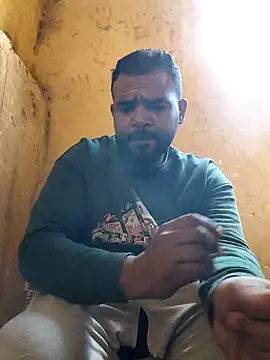 Snapshot of ListedLoin chatting on February 23, 2026, 8:44 am ListedLoin online show from February 23, 2026, 8:44 am