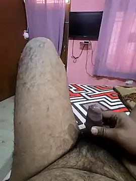 Snapshot of Loveboycurvy chatting on January 21, 2025, 10:41 am Loveboycurvy online show from January 21, 2025, 10:41 am