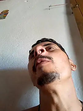 luissilva0071 online show from March 27, 2026, 1:11 pm