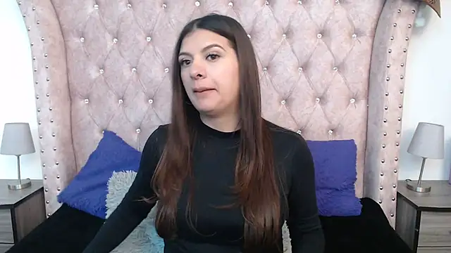 Abril Squirt online show from January 14, 2025, 4:04 am