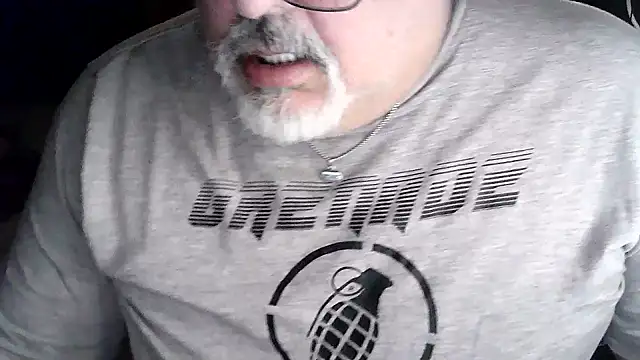 Snapshot of cashot58 chatting on May 8, 2026, 10:42 am cashot58 online show from May 8, 2026, 10:42 am