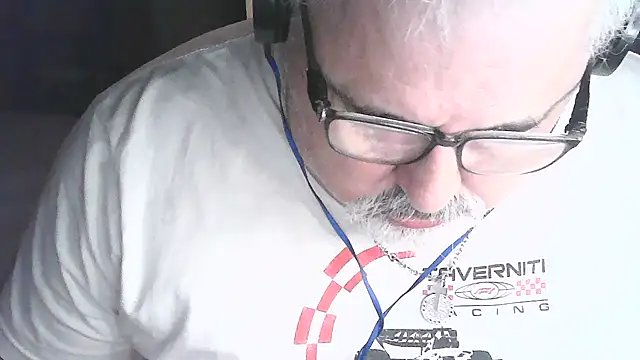 Snapshot of cashot58 chatting on May 17, 2026, 12:45 pm cashot58 online show from May 17, 2026, 12:45 pm