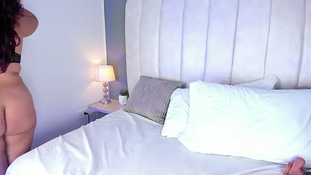 MelissaKarterrs online show from February 25, 2025, 6:09 pm