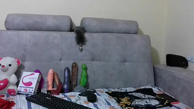 PenelopeHot 91 online show from March 19, 2025, 7:17 pm