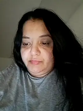 sarahhh1987 online show from March 6, 2026, 8:27 pm