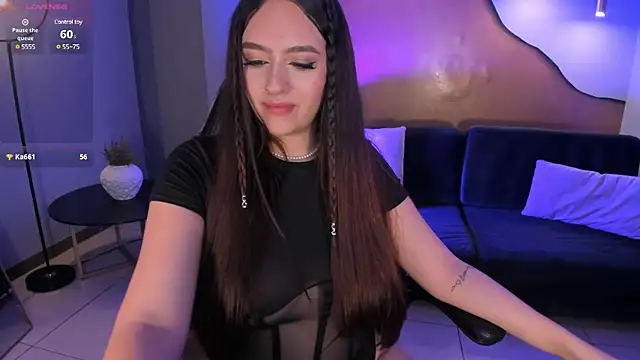 Snapshot of BellaRose_X chatting on December 4, 2024, 6:44 am BellaRose X online show from December 4, 2024, 6:44 am