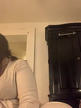 Snapshot of holyeroticss chatting on February 1, 2026, 3:49 am holyeroticss online show from February 1, 2026, 3:49 am