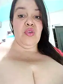 Snapshot of lunanataly chatting on December 31, 2024, 8:12 pm lunanataly online show from December 31, 2024, 8:12 pm