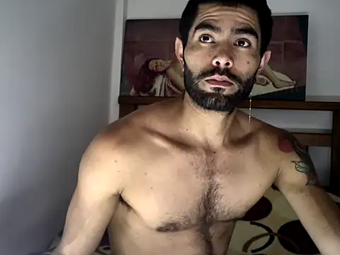 hideonbush051 online show from November 5, 2025, 2:28 pm