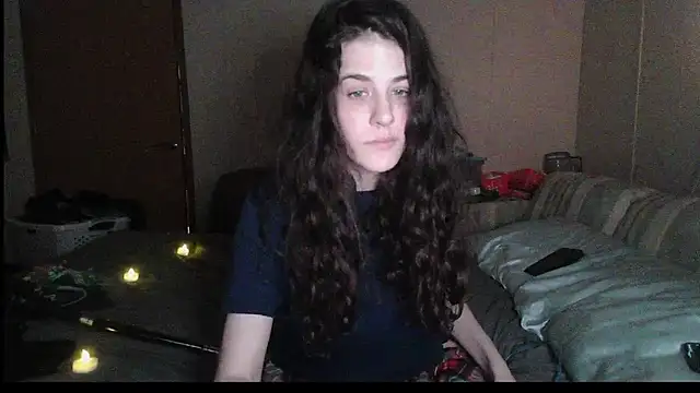 rileyyb  online show from May 11, 2026, 6:52 am