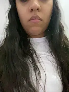Snapshot of Salome_golvert chatting on December 16, 2024, 10:45 pm Salome golvert online show from December 16, 2024, 10:45 pm