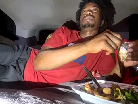 Snapshot of SlimeCrownzOut5 chatting on October 26, 2025, 3:23 am SlimeCrownzOut5 online show from October 26, 2025, 3:23 am